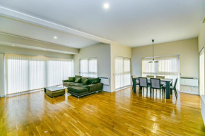 Vip Apartment Sea View Plaza
